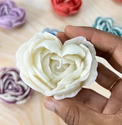 Heart Rose Candle - Image 2