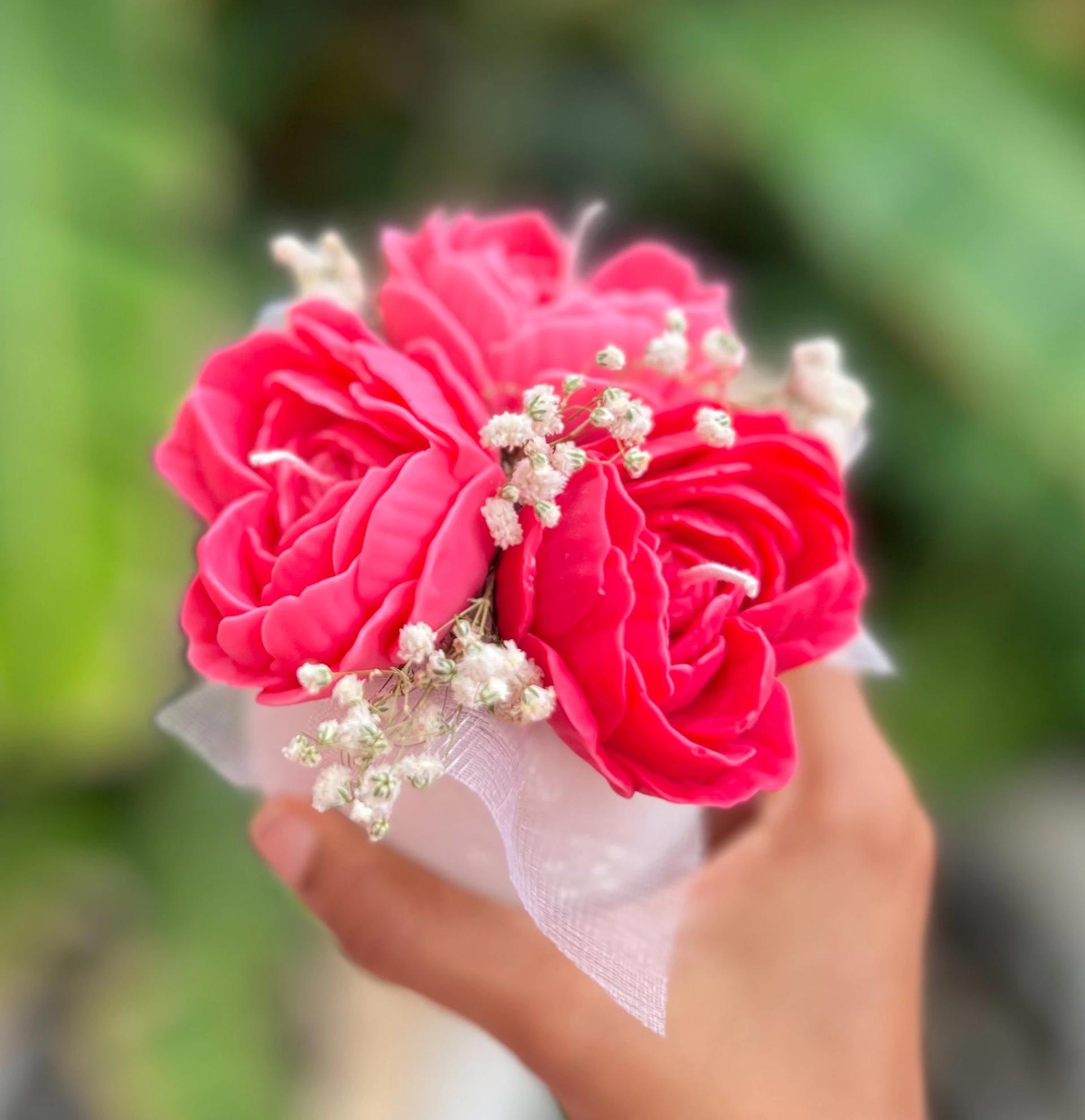 Heart Rose Vase Jar Bouquet