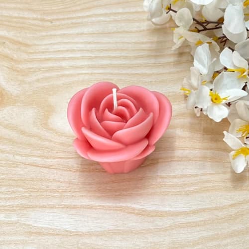 Rose Bloom Candle - Image 3