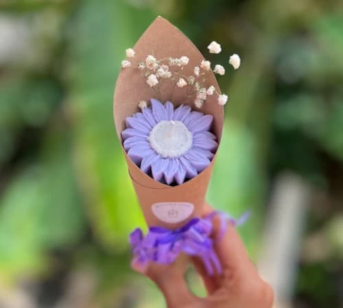 Single Flower Bouquet - Image 6