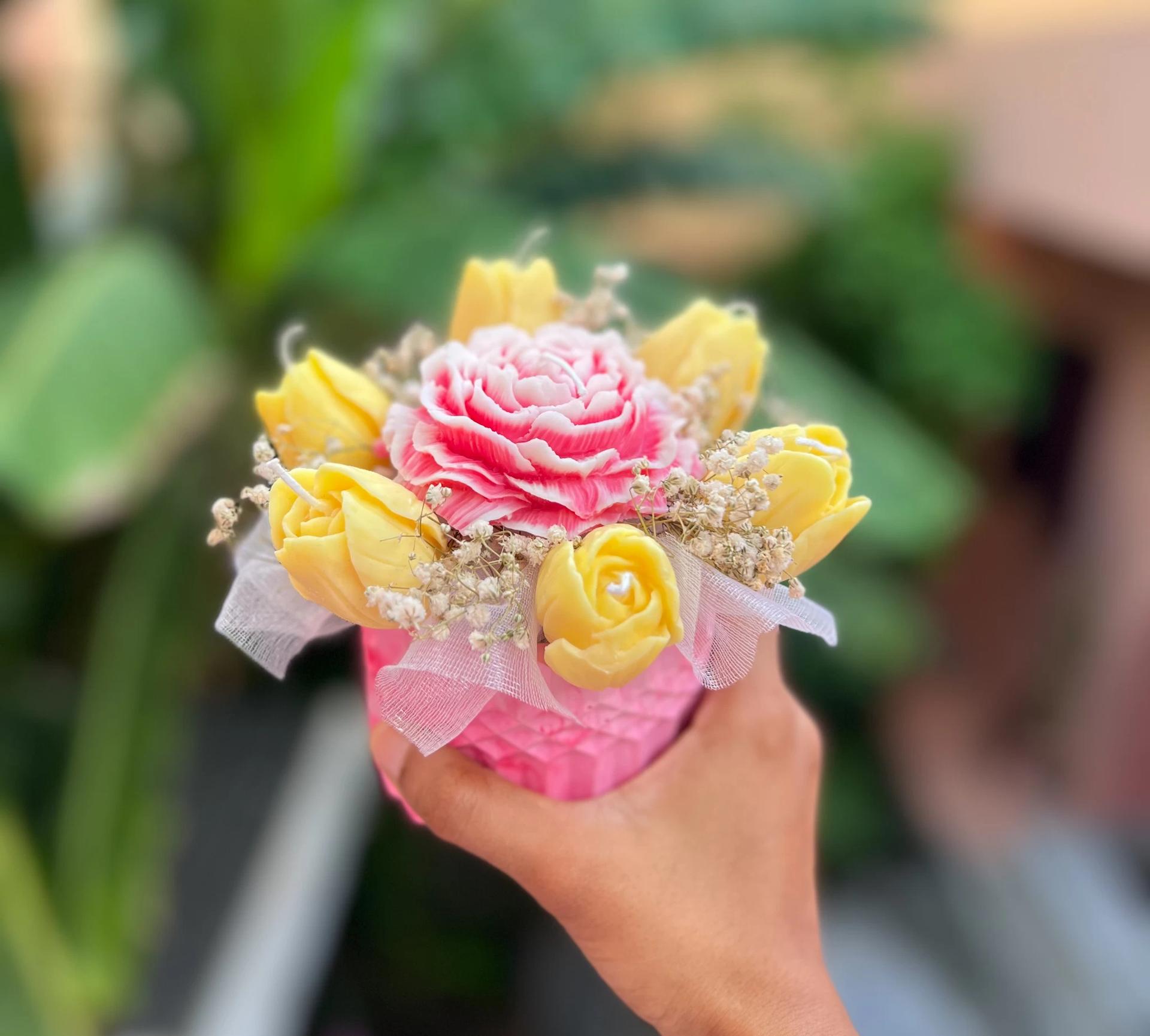 Tulip Rose Vase Bouquet